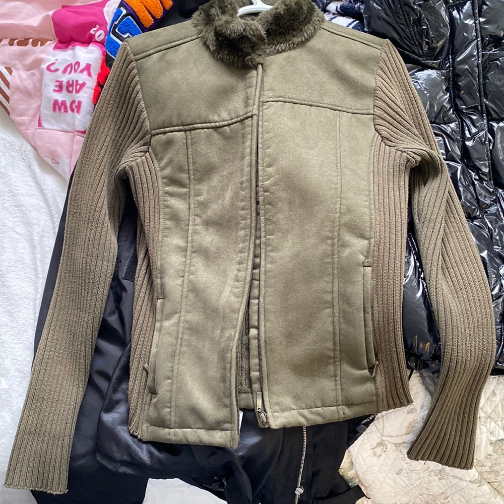VINTAGE GREEN JACKET